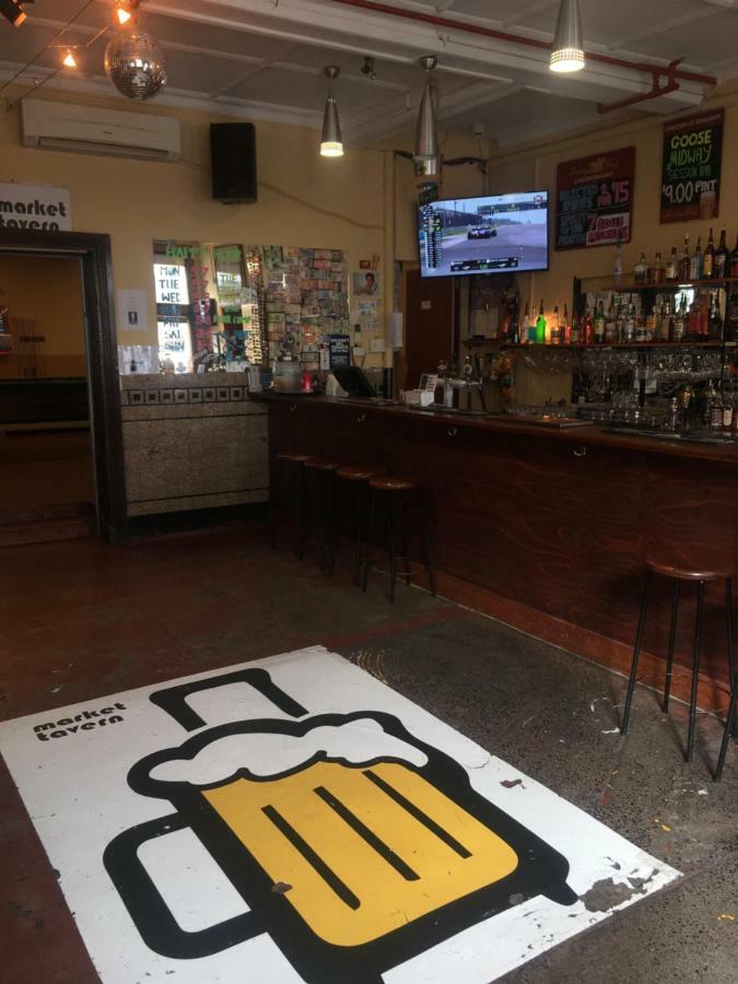 Market Tavern Hostel & Bar Melbourne Exterior photo